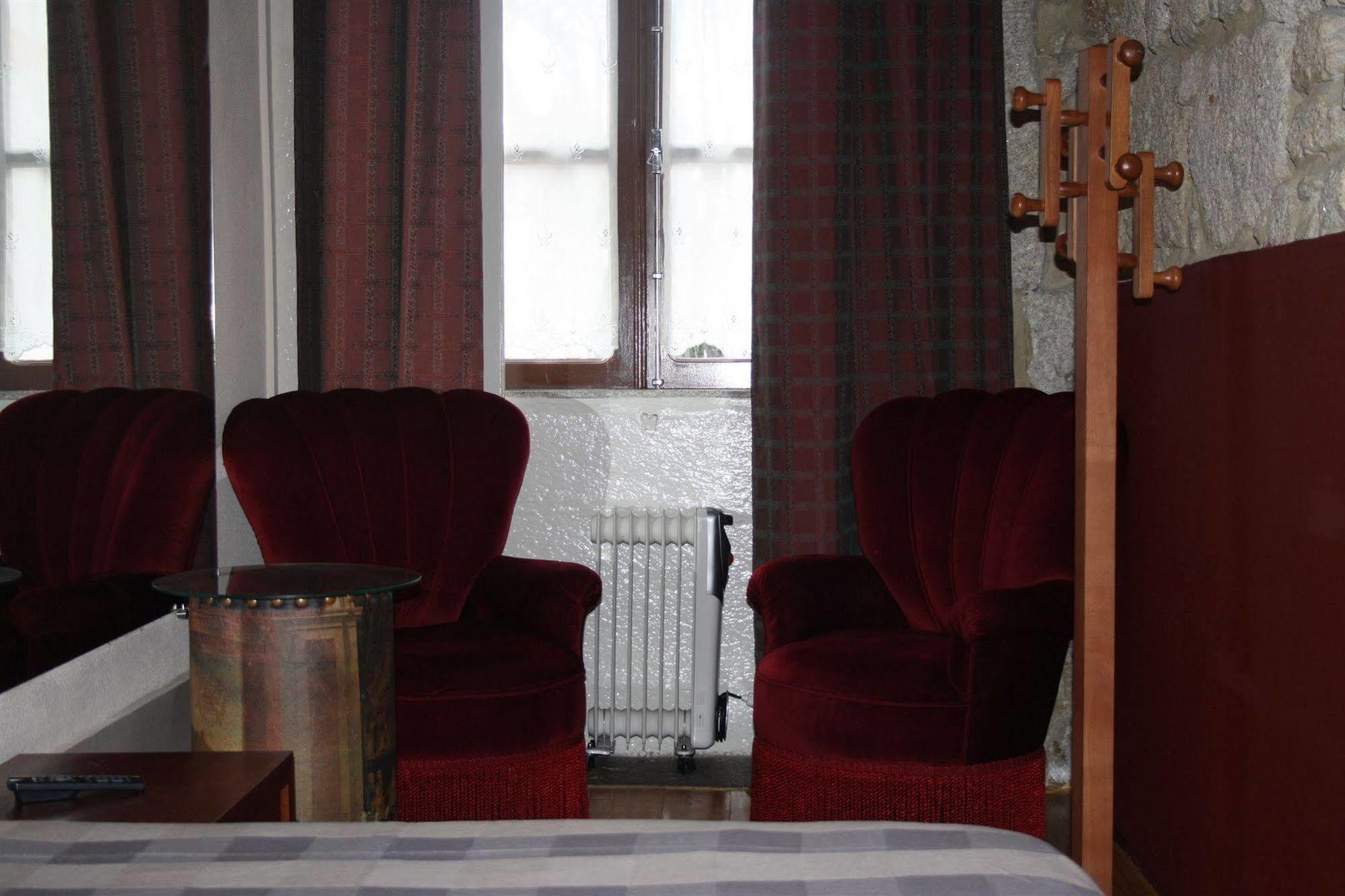 Residencia Pedra Antiga Hotell Porto Eksteriør bilde